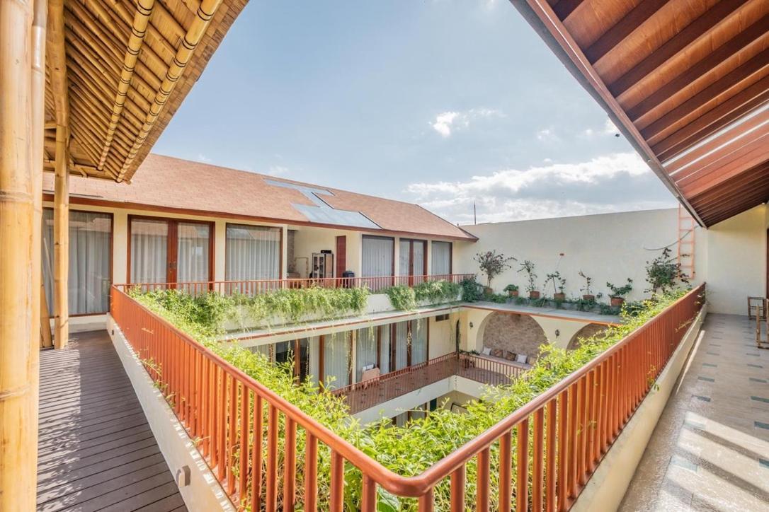 Appartement Ellisani Bali à Canggu Extérieur photo