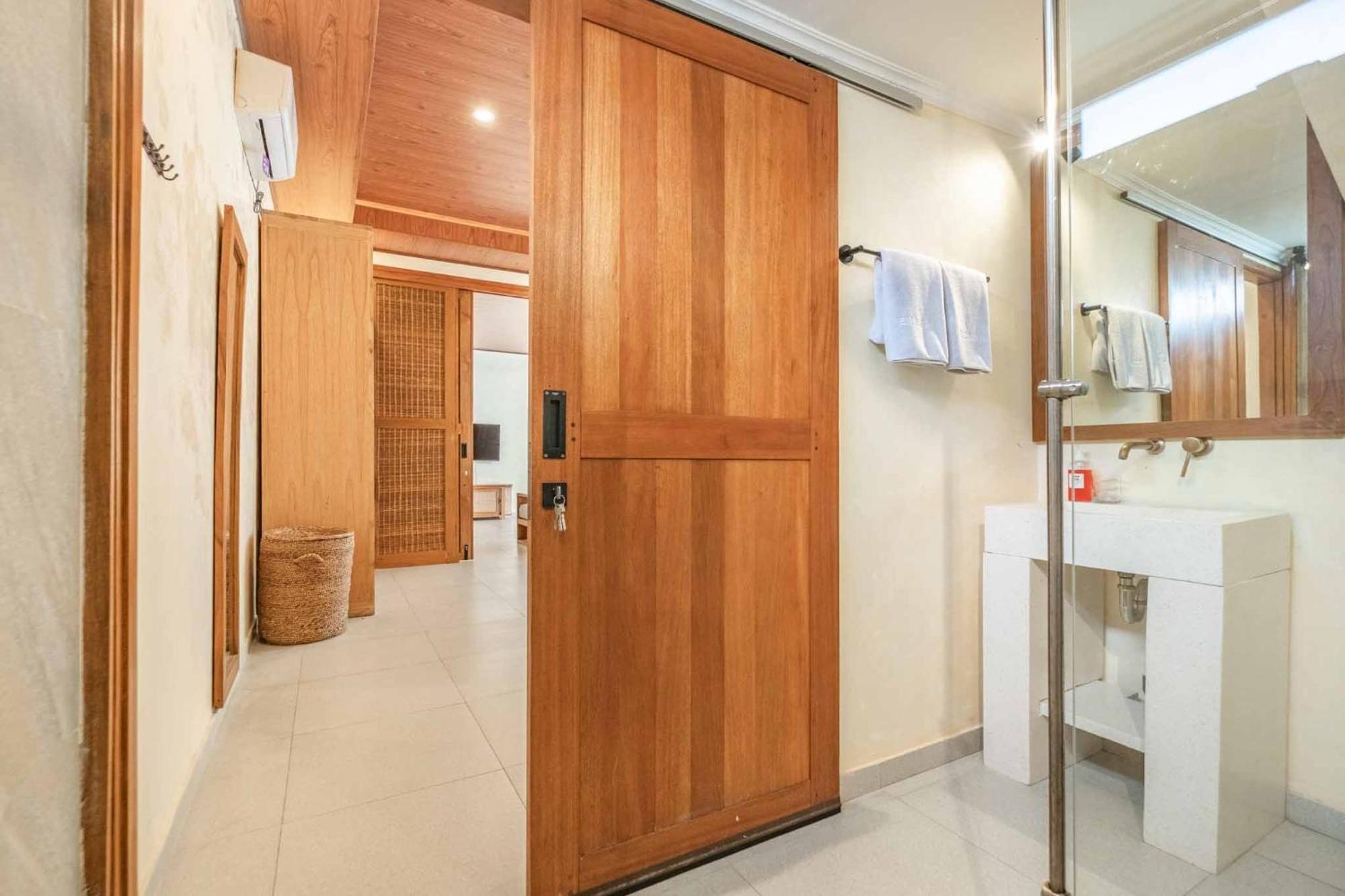 Appartement Ellisani Bali à Canggu Chambre photo